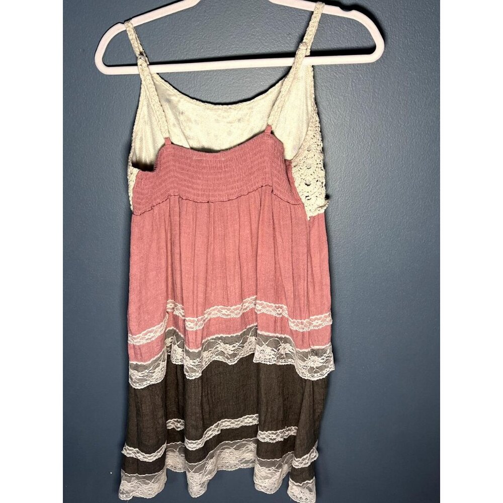 J Gee Grey Pink & Beige Crochet